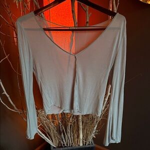 Free People intimately tissue sheet Elegant Long Sleeve V-Neck Top